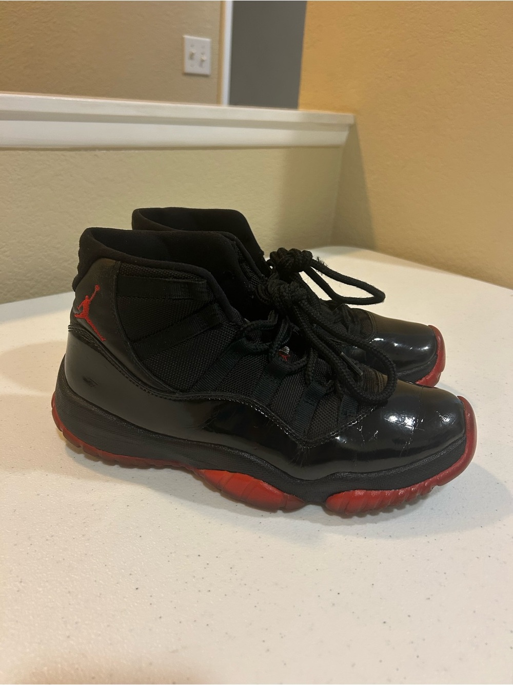Jordan 11 Dirty Bred Retro Black and Red Men's Basketball Shoes